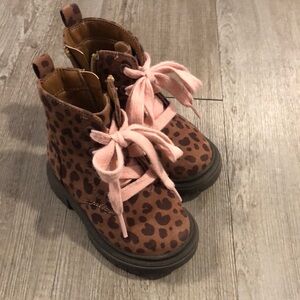 Cat and Jack Girls Cheetah print Combat Boots with pink laces